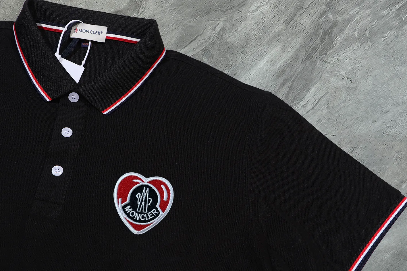 MONCLER~ 2026 New Arrival Quality POLO ， Breathable ， ， ， Quality。 ！ ， ！ LOGO Quality ：Black，White，Gray，Royal Blue Sizes：M~L~XL~2XL~3XL